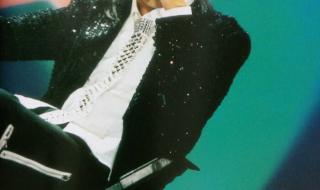 周杰伦演唱会完整版 周杰伦演唱会完整版